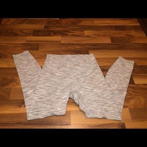 Wunder under leggings size 8